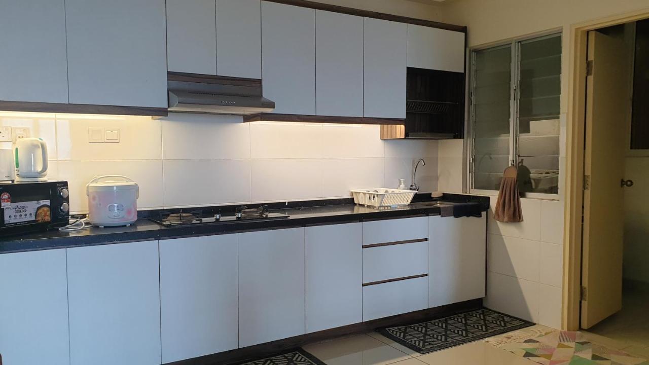 Mlh Premier Suites @ Saville เชอราส ภายนอก รูปภาพ